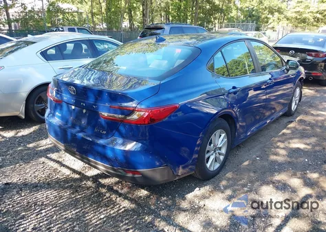 2025 Toyota Camry Le from USA, damaged, VIN 4T1DAACKXSU156104